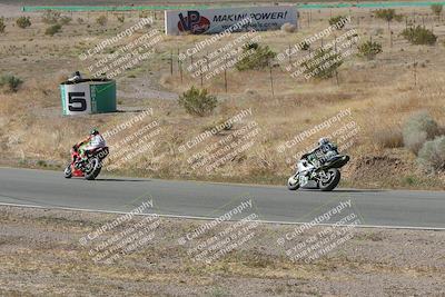 media/Apr-20-2025-AHRMA (Sun) [[393a79c373]]/Race/Group 11 early race/Turn 4b/